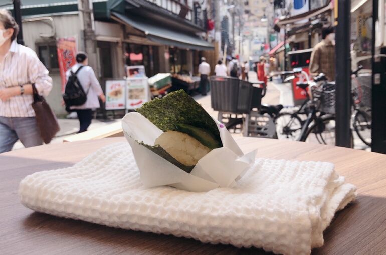 リネンワッフルタオルとおにぎり