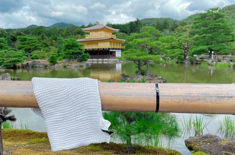 金閣寺とリネンタオル